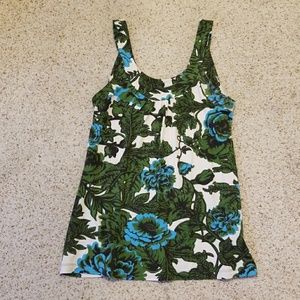 5/$25  Old Navy comfy flower tank top